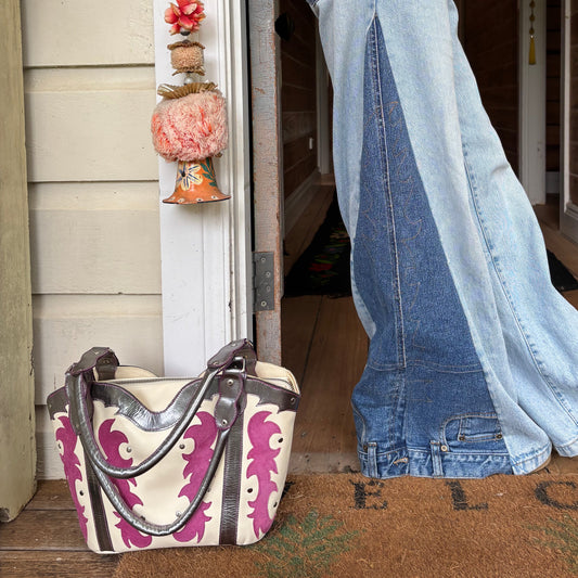 ARC-002 - Cowgirl Boot Bag