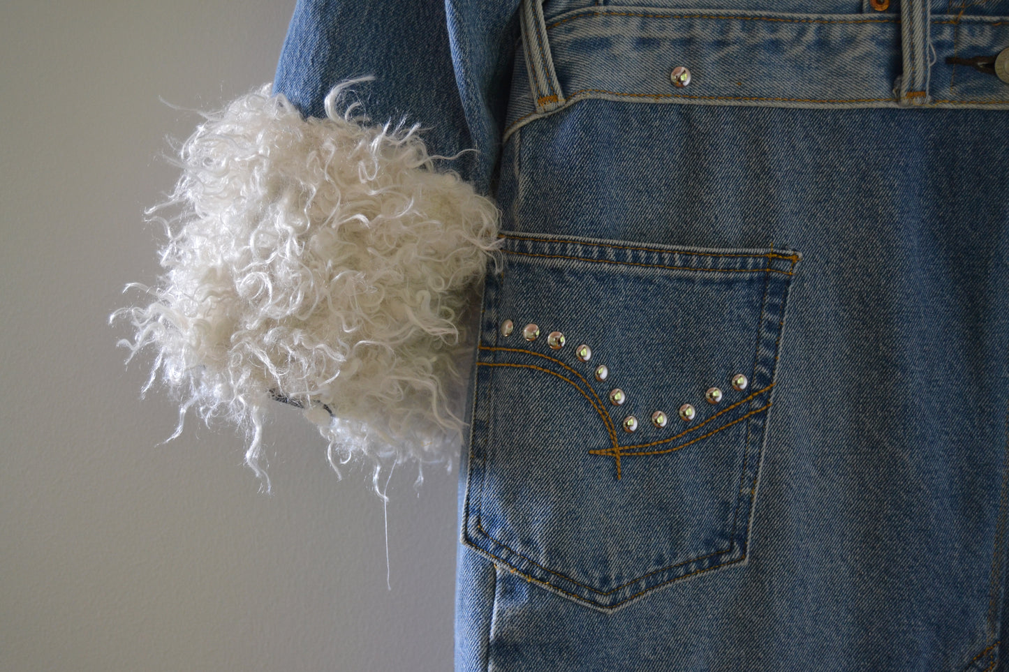 D02-008 - Drover's Flame Coat