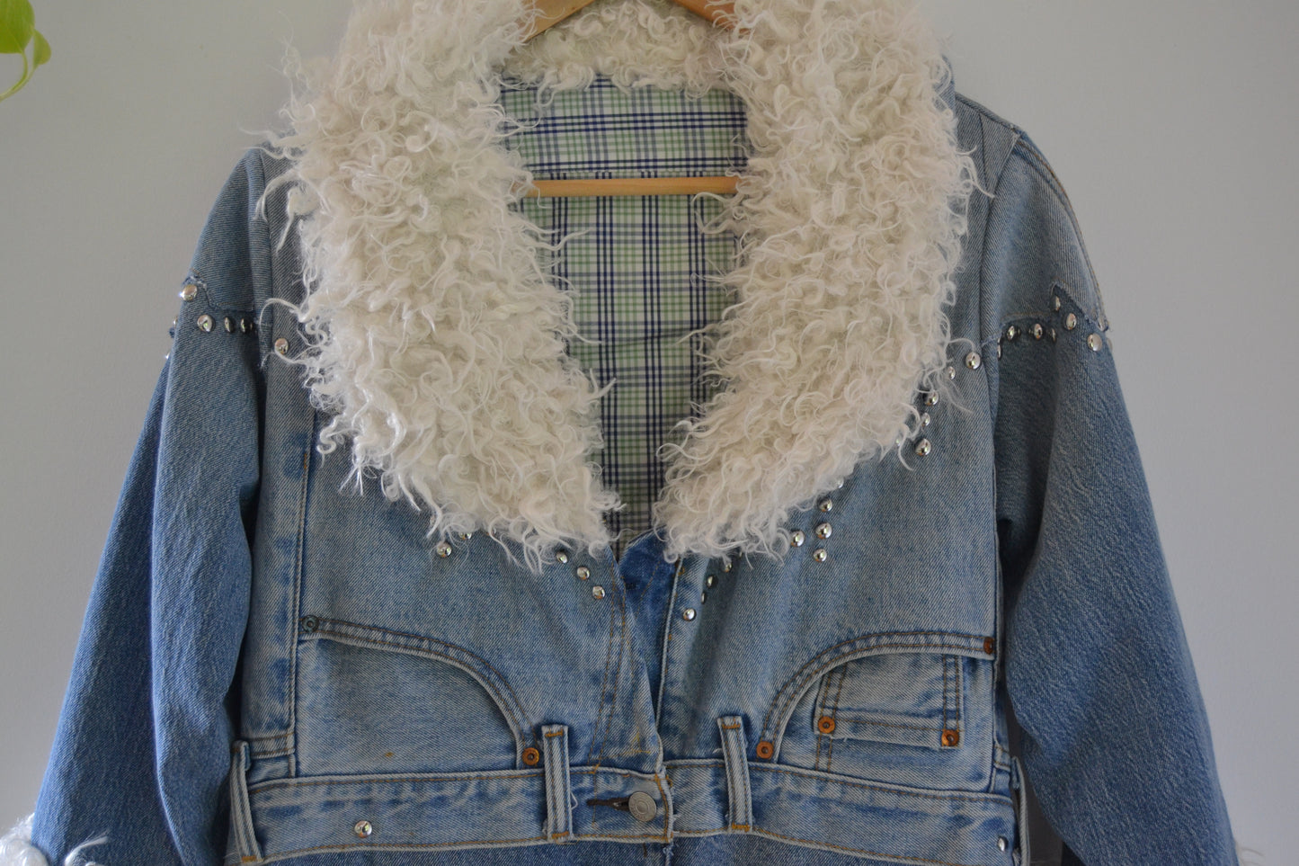 D02-008 - Drover's Flame Coat